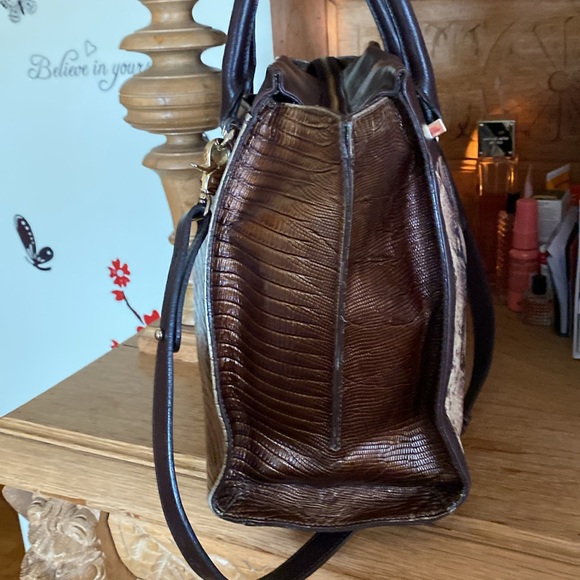 NOT FOR SALE Brahmin Snake Design Handbag - Picture 5 of 15